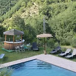 Casale I Calanchi * גוביו