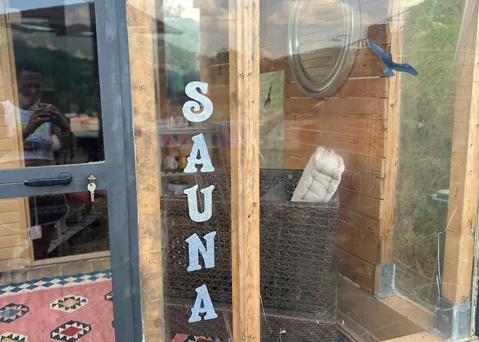 Casale I Calanchi Bed & Breakfast *